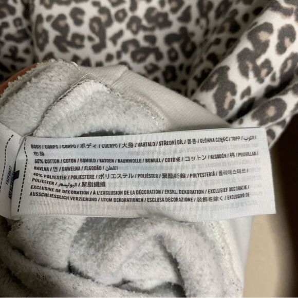 Abercrombie & Fitch Logo Pullover Sweatshirt Leopard Print White Sweater - Picture 5 of 7